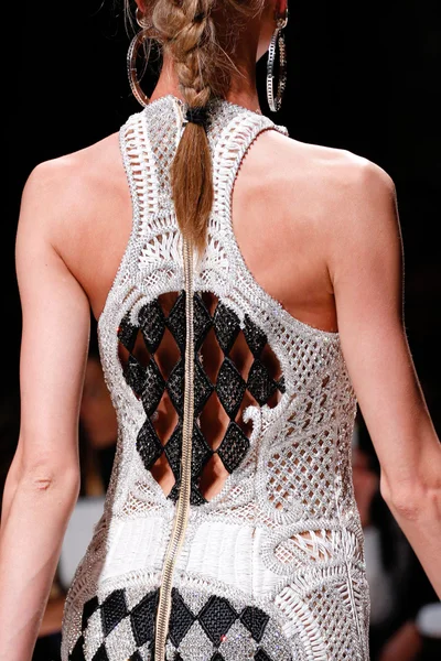 Look 51